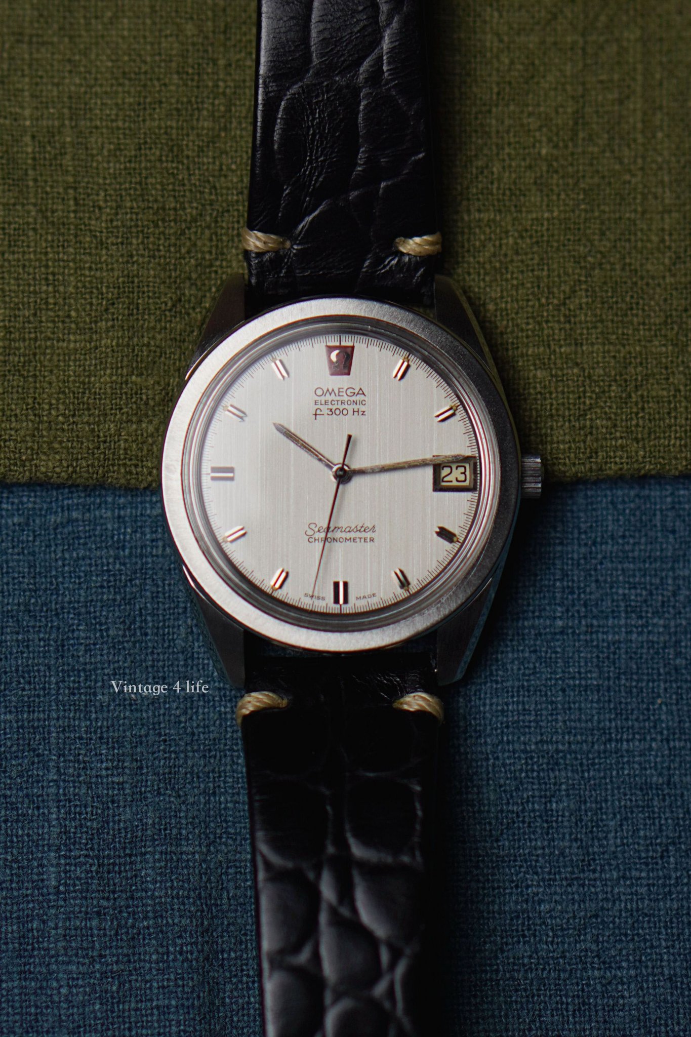 omega electronic f300hz seamaster chronometer price